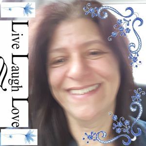 Meet your Posher, Yvette